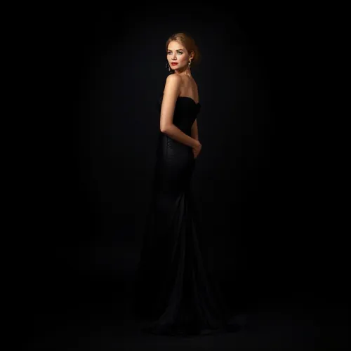 Timeless Elegance in Evening Gown
